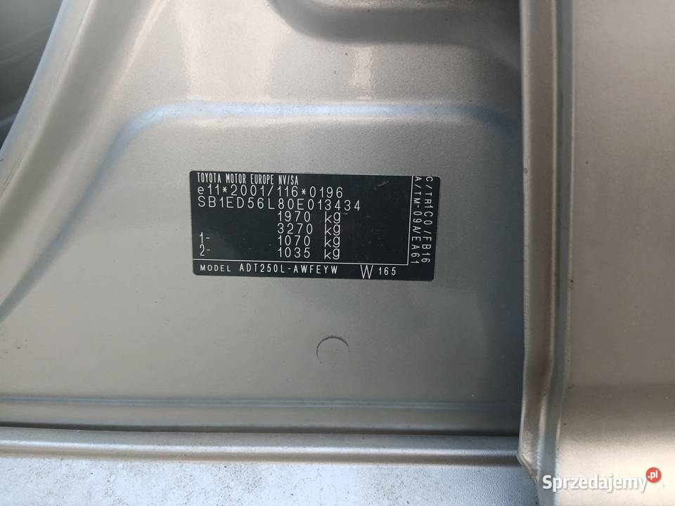 Toyota Avensis T25 20 D4D maska przód srebrna Bolesławiec