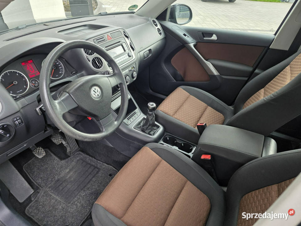 Volkswagen Tiguan 20TDI bezwypadkowy czarny Czarnków sprzedam