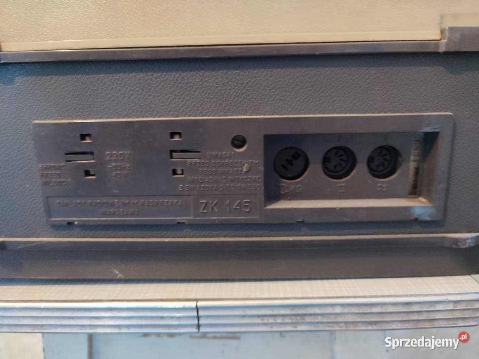 magnetofon ZK145