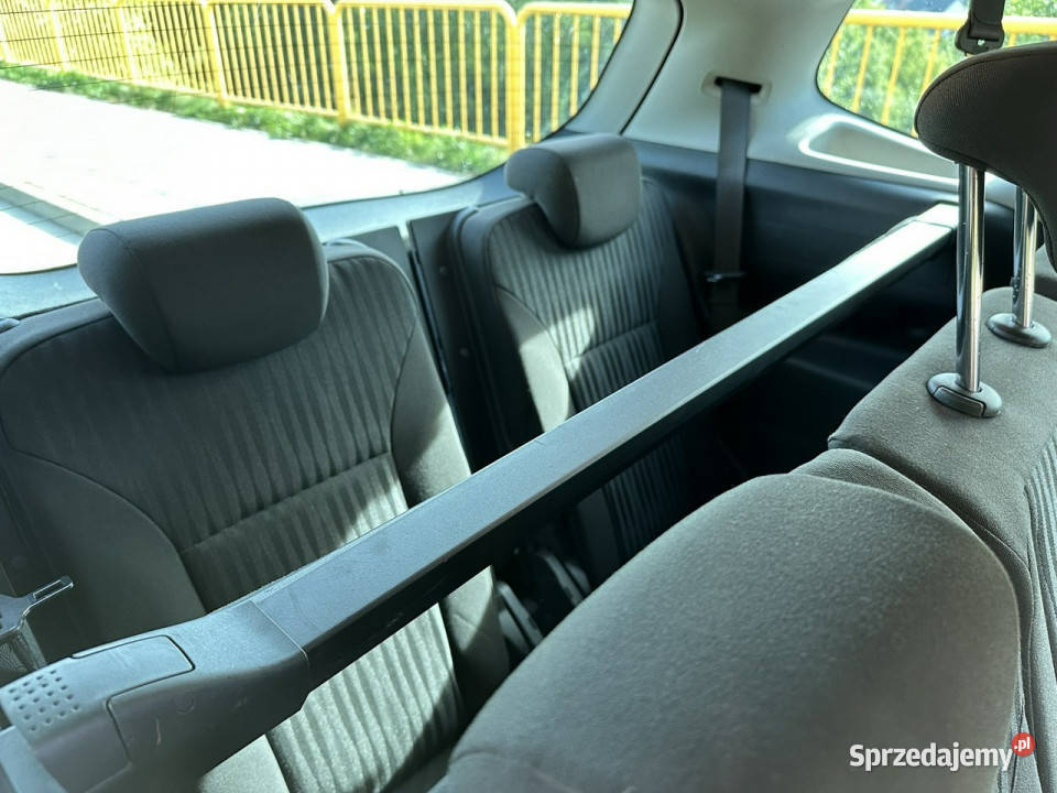 Opel Zafira Opel Zafira 7osobowy Opłacony Navi ASR (kontrola trakcji) Gostyń sprzedam
