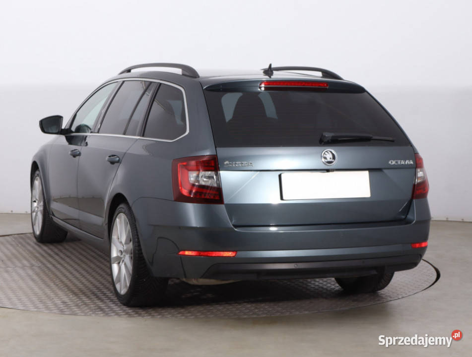 Skoda Octavia 20 TSI Rok produkcji 2018 Piaseczno