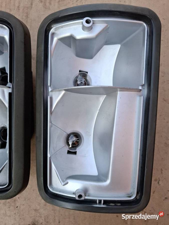 Lampy tył tylne obudowy wkłady Fiat 126p Maluch Strzelce Opolskie sprzedam