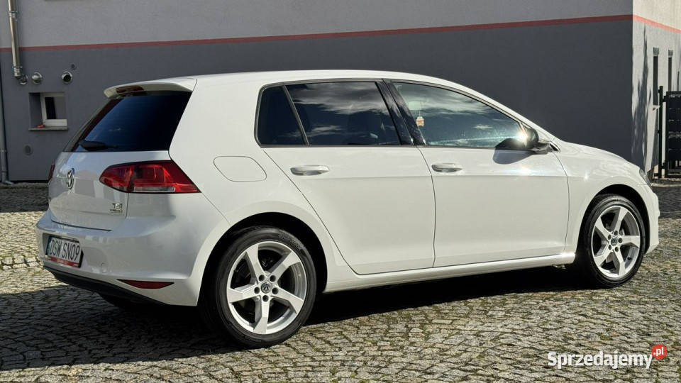 Volkswagen Golf VII 12 TSI 87 5drzwi Bały 2 kpl Golf Strzegom