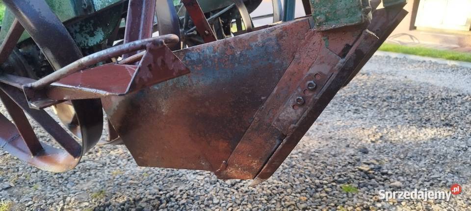 Sadzarka do tytoniu Szczebrzeszyn