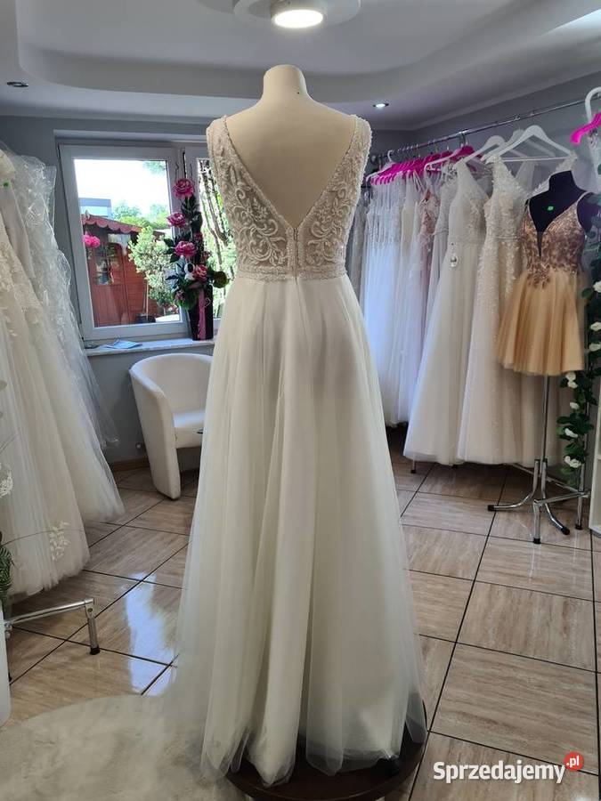 Suknia ślubna 3638 Linia "A" Września sprzedam