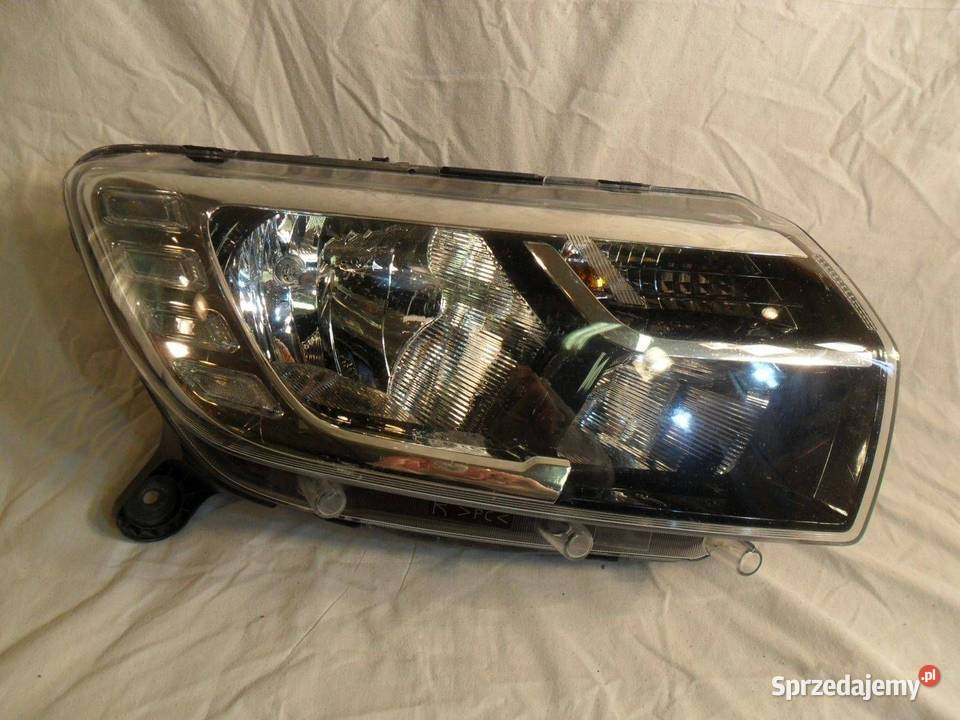 Reflektor Przód strona prawa Dacia Sandero II Motoryzacja Nowy Tomyśl sprzedam