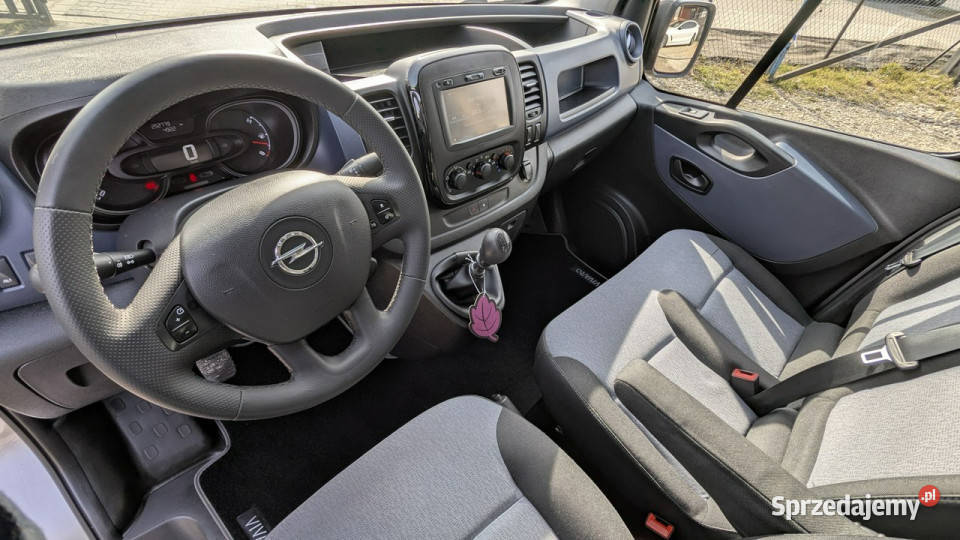 Opel Vivaro 16CDTi Long125Ciężarowy BUS 3Osoby wielofunkcyjna kierownica