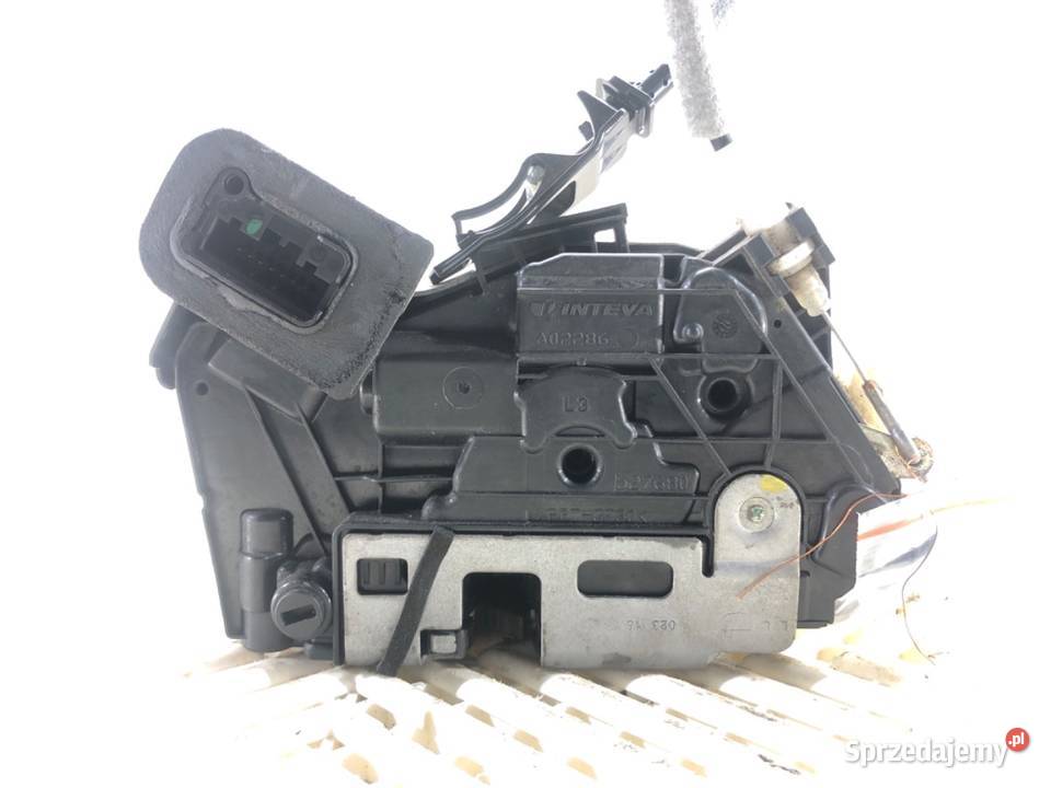 ZAMEK DRZWI LEWY TYŁ VW PASSAT B8 Kombi osobowe