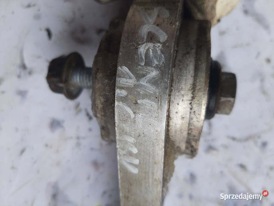 Renault Scenic 1 16 16V tylna łapa poduszka Ksawerów