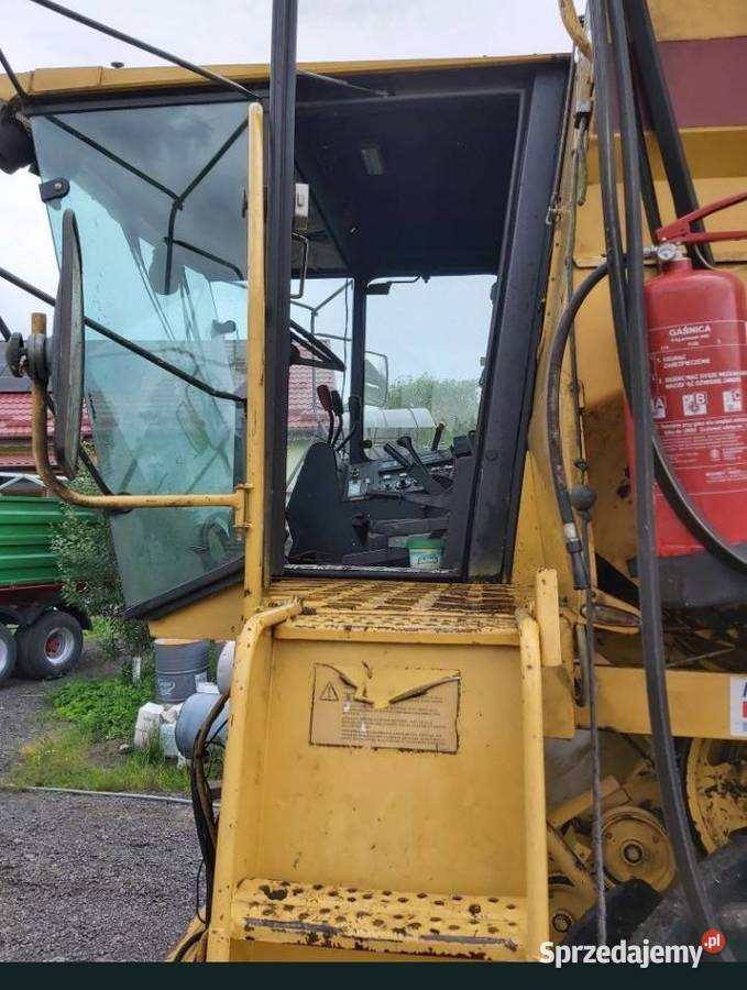 Kombajn news Holland TX 32 nieuszkodzony