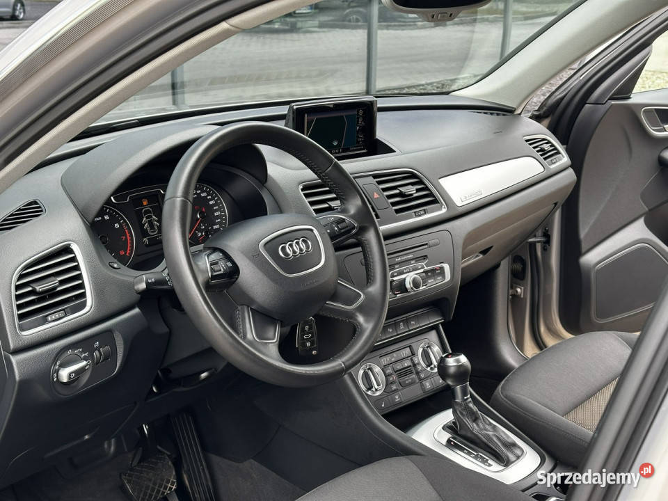 Audi Q3 Bixenon LED Grzane fotele Navi Kamera elektrochrom. lusterko wst.