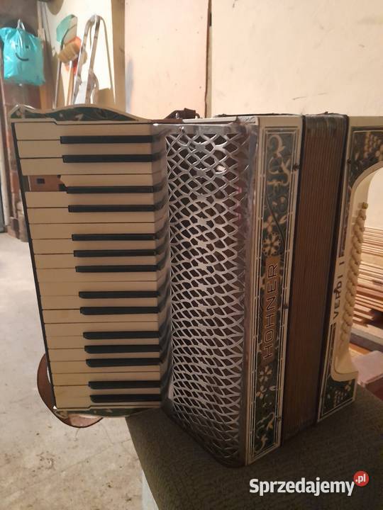 Sprzedam akordeon HOHNER VERDI I 48 Basow Majdan Królewski