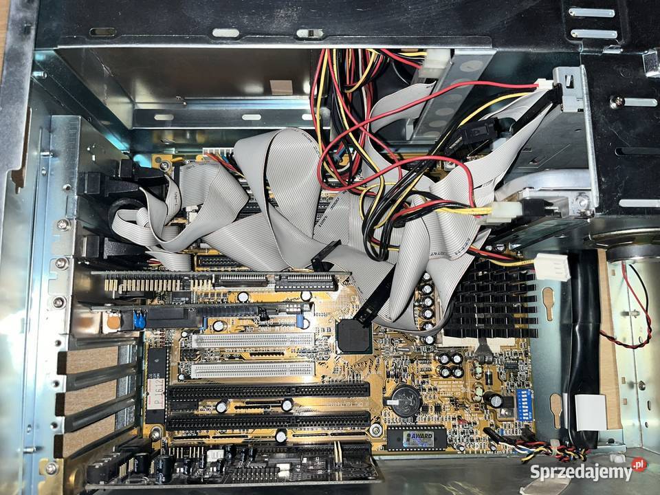 Zabytkowy komputer PC AT AMD K6 Pozostałe Brzana