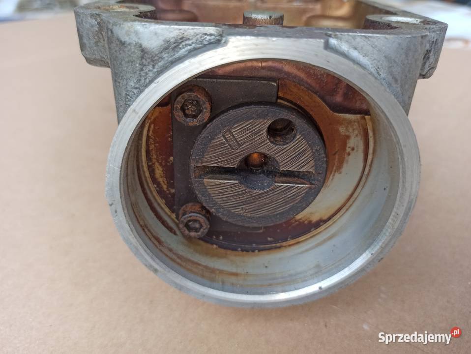 Opel Kadett 12 Ascona 14 Wałek rozrządu GM Bolesławiec