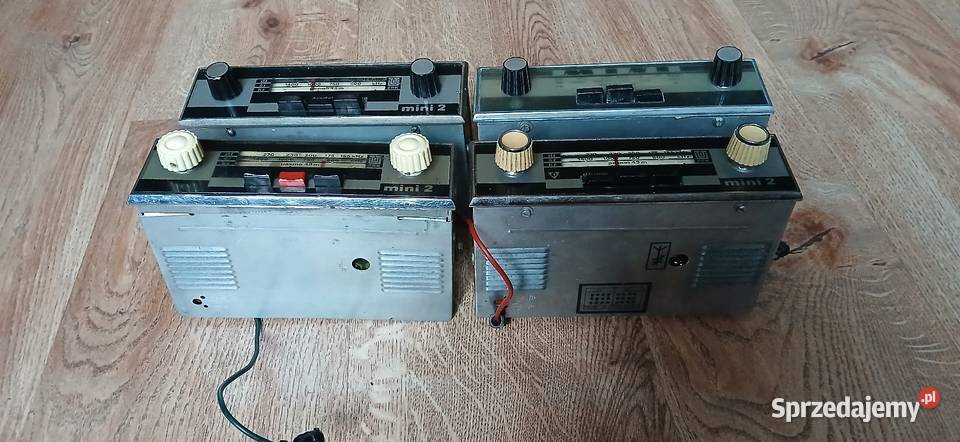 Stare radio samochodowe Unitra ZRK Mini Kraków