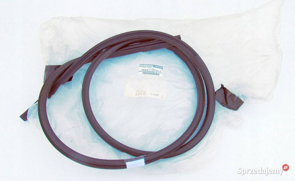 USZCZELKA DRZWI PRAWY PRZÓD INFINITI G37 osobowe Nowy Tomyśl