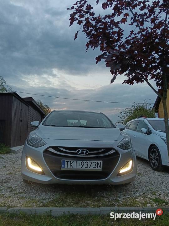 Hyundai i30 16crdi światła przeciwmgielne Komórki sprzedam
