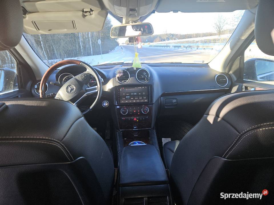 Mercedes GL 350 4 x 4 terenowy 7 os Hak diesel Kłopoty-Stanisławy