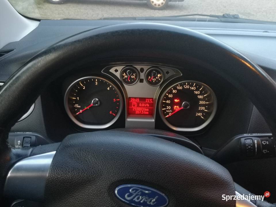 Ford Focus mk2 Kombi 18 tdci 115 210000 kupiony w polskim salonie