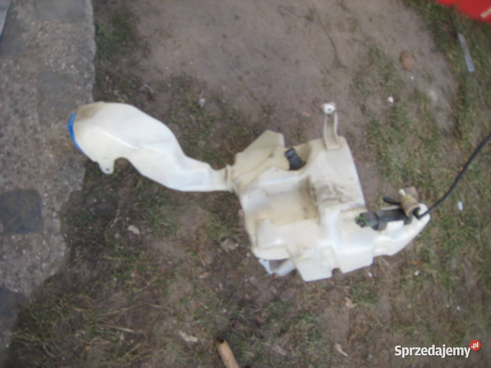 Zbiornik płynu spryskiwaczy Volkswagen Passat B5 Rok produkcji 2003 małopolskie Kraków sprzedam