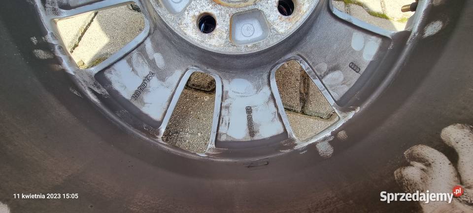 Felgi aluminiowe Audi 17 ori Audi (oryginalne) Złożeniec