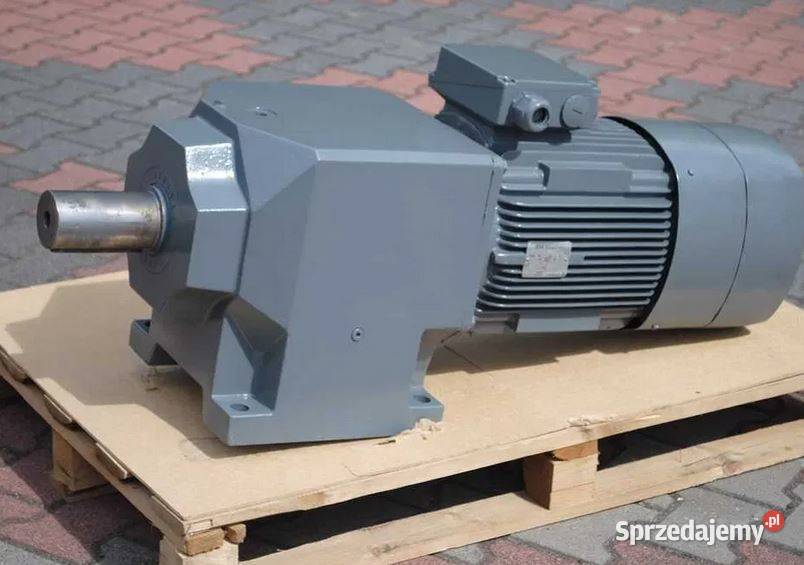 Motoreduktor 185kw 125obrmin KEB Kargowa