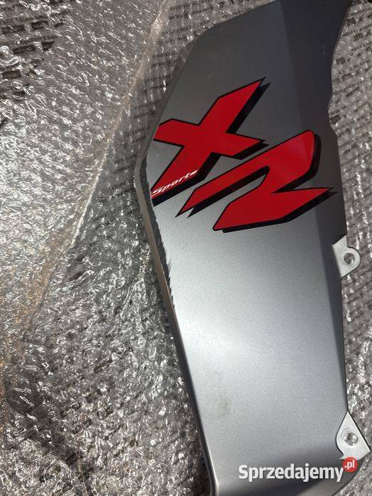 BMW F900 XR owiewka bok ogon prawa osłona Poznań