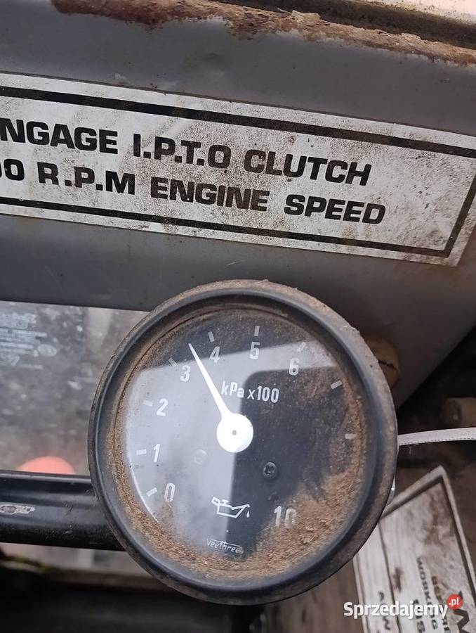 Massey Ferguson 699 Radyczyny