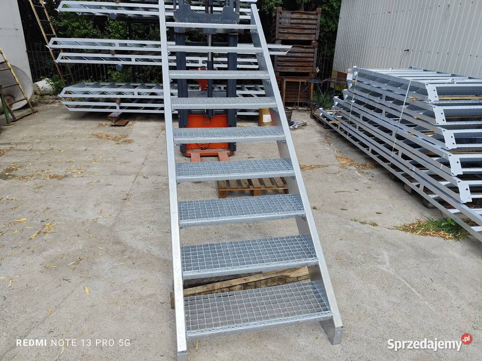 Schody metalowe wema wejście na Elżbieta