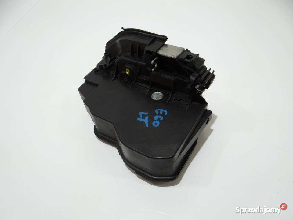 ZAMEK DRZWI LEWY TYŁ BMW E60 7167075 5PIN osobowe Motoryzacja Strzyżewice