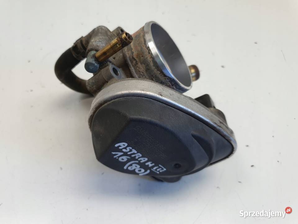 Opel Astra III H 16 16V PRZEPUSTNICA 55560398 osobowe Janów sprzedam