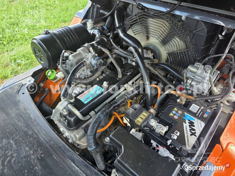 Wózek Widłowy TOYOTA 8FGF20 przesuw wolny skok Lędziny