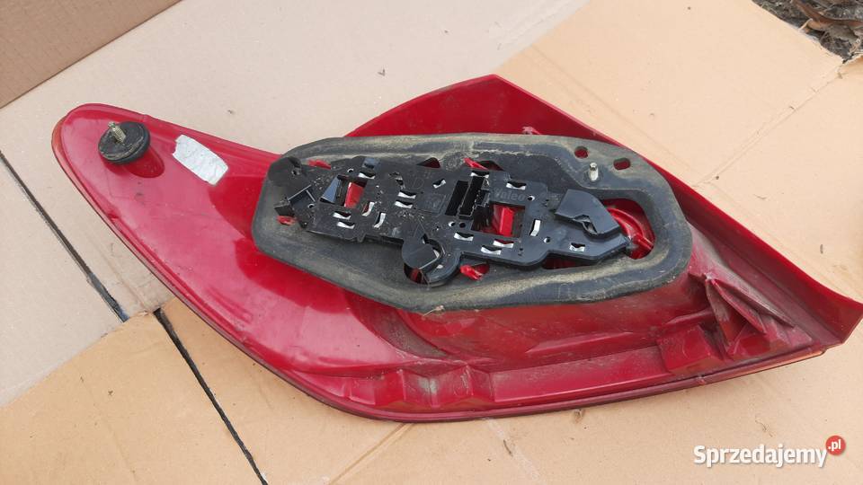 lampa prawa lewa tylna Peugeot 307 HB hatchback Dębno sprzedam