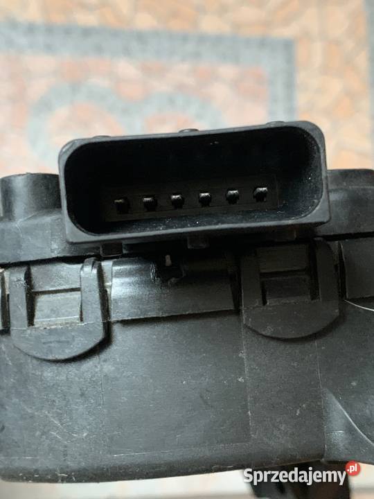 Potencjometr gazu Mitsubishi Colt VI A4543000304 osobowe Margonin