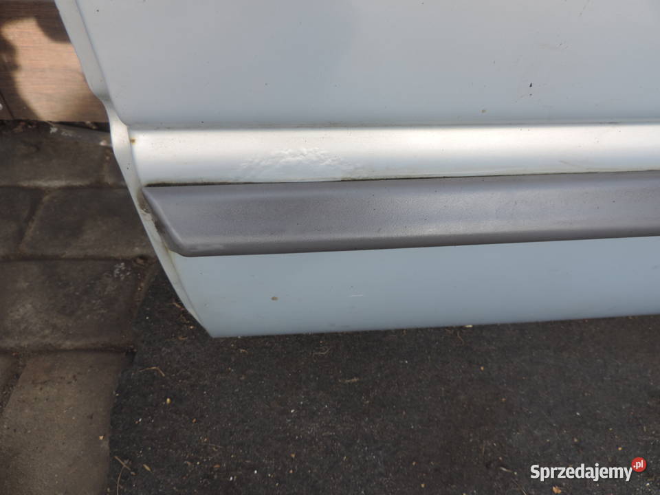 DRZWI LEWY TYŁ PRZESUWNE CHRYSLER VOYAGER III małopolskie Nowy Sącz