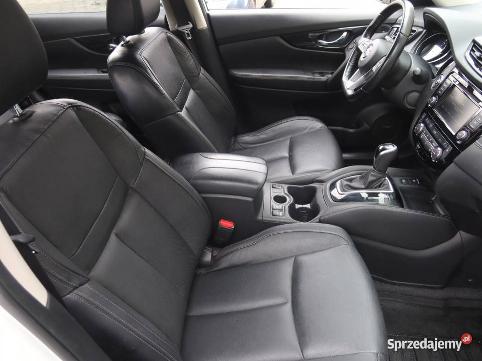 Nissan XTrail 13 DIGT światła LED Katowice