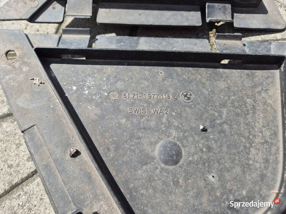 BMW e36 osłona trójkąt osłony trójkąty zderzaka Łódź sprzedam