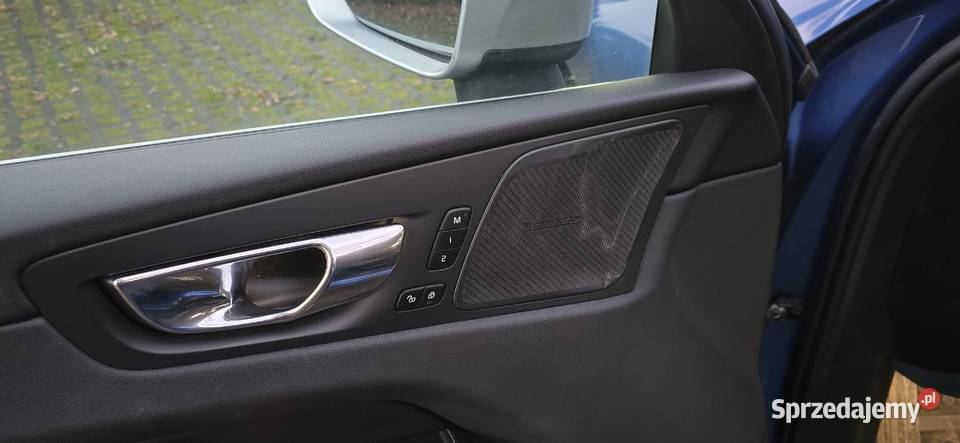 Auto osobowe VOLVO XC60 Rok produkcji 2019 Czastary