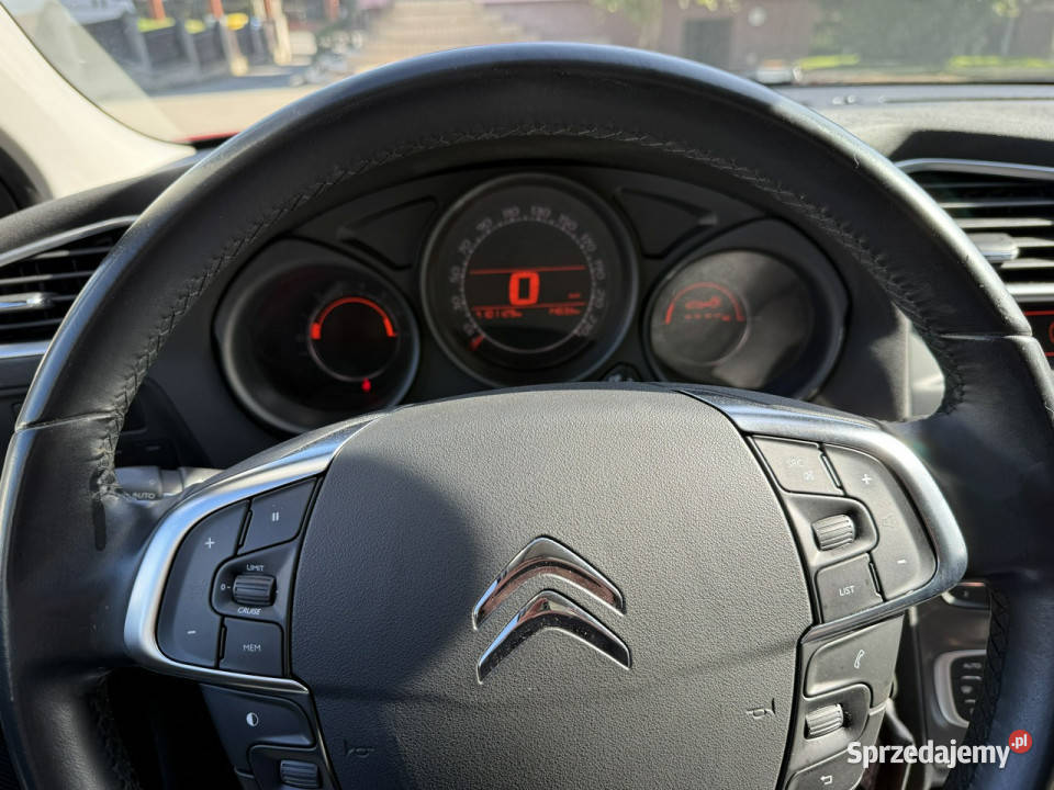 Citroen C4 16 benzyna 120 ładny świezo bordowy Bolesławiec