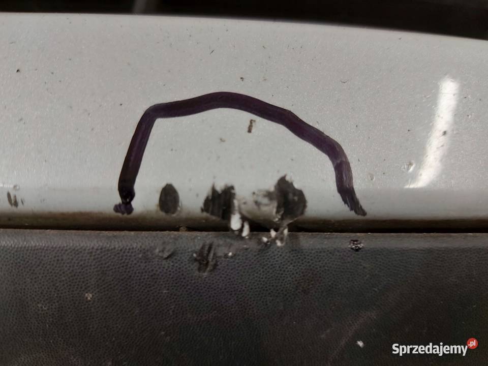 RENAULT MEGANE III COUPE 10r Zderzak przód osobowe Zderzaki Kielce sprzedam