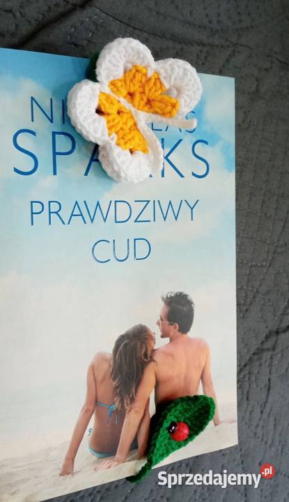 Motyl wykonany na szydełku zakładka do książki Łask