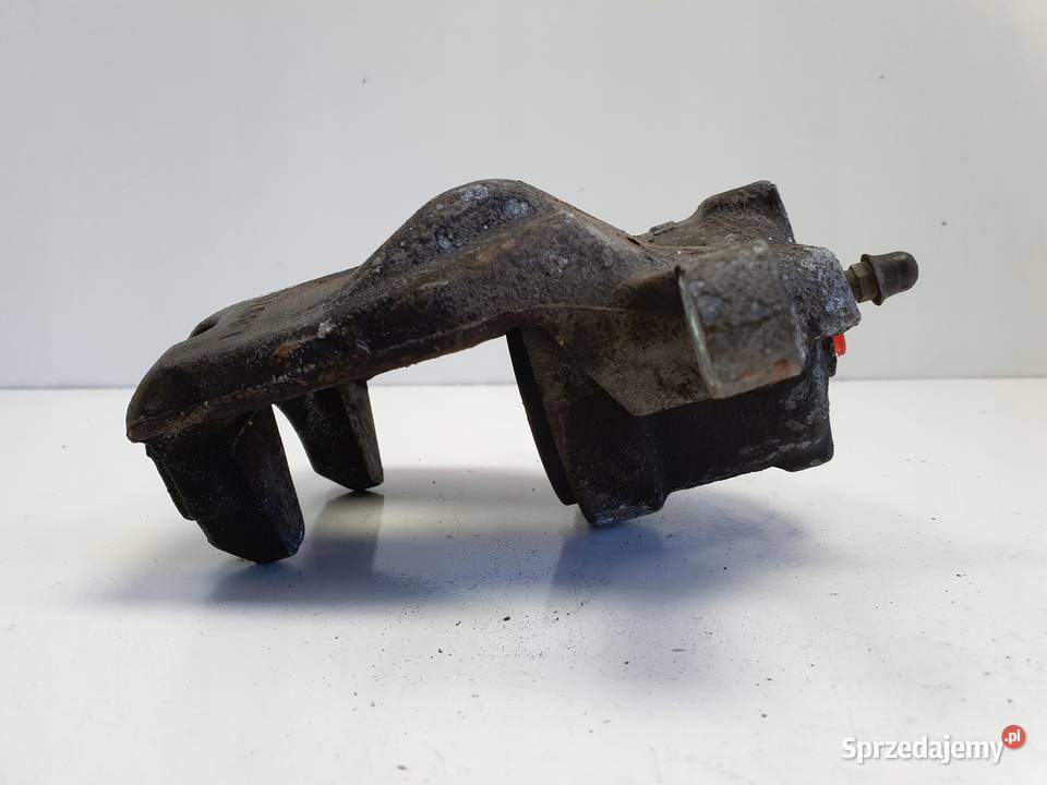 Toyota Corolla XII E21 PRZEDNI ZACISK HAMULCOWY Chełm