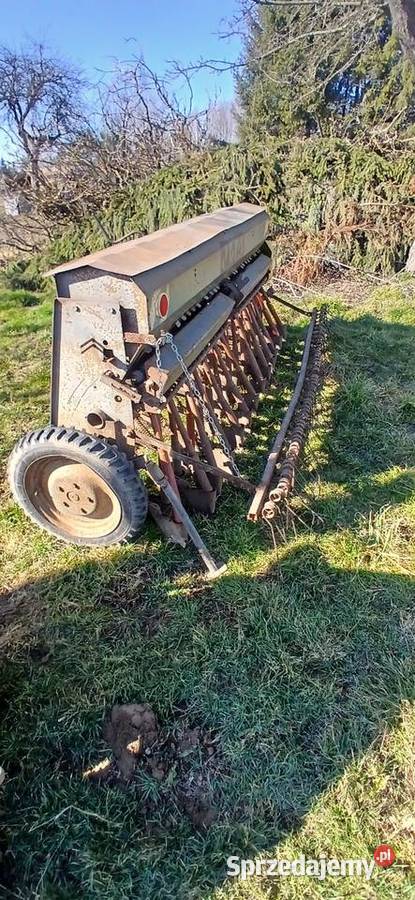 Siewnik poznaniak 27 na docisku Pilzno