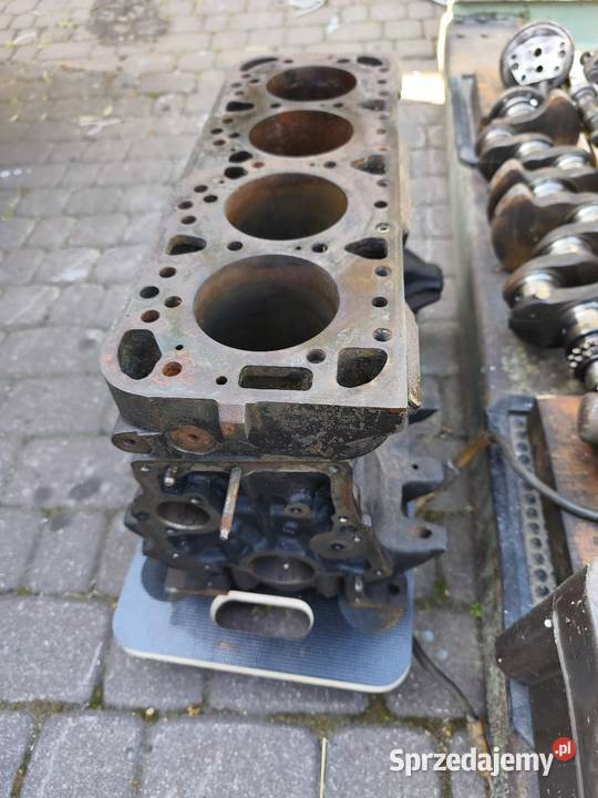 Blok silnika Indenor diesel Góra Kalwaria