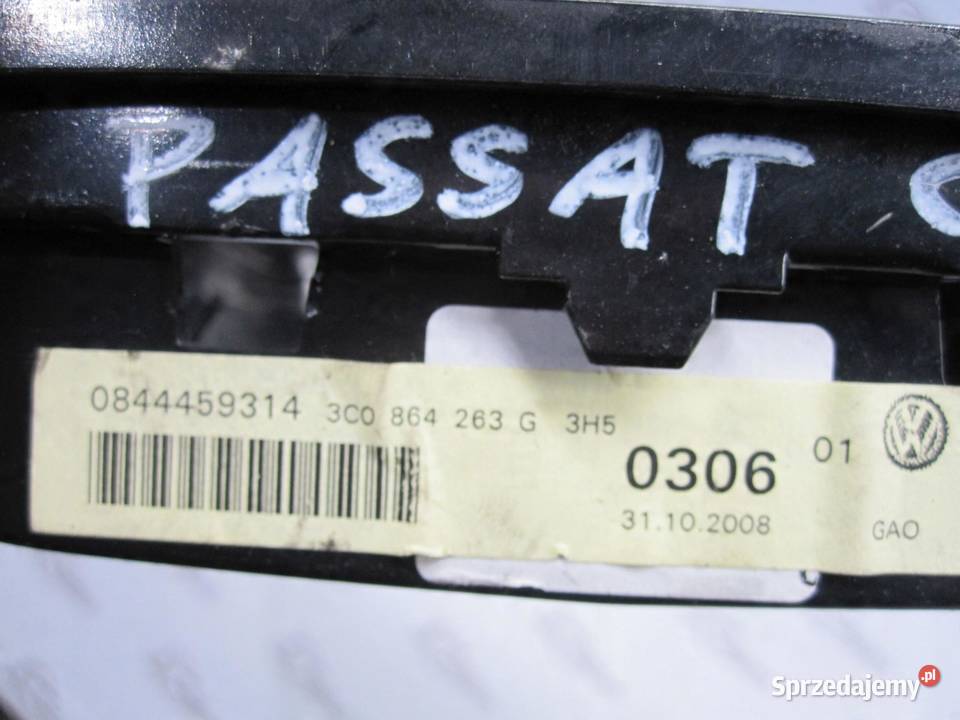 VW PASSAT CC 08r ramka drążka biegów 3C0864263G osobowe