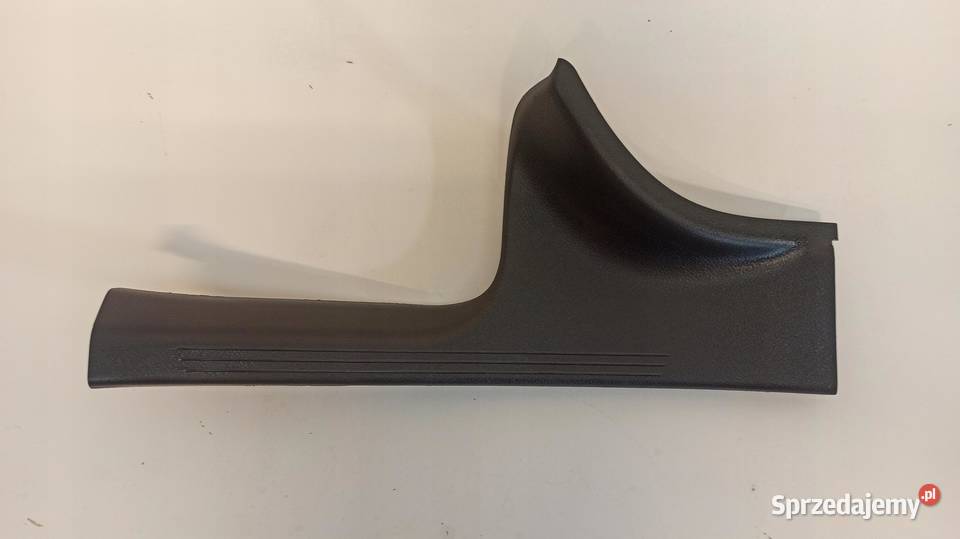 MEERCEDES W205 OSŁONA PROGU LEWY TYŁ A2056860136