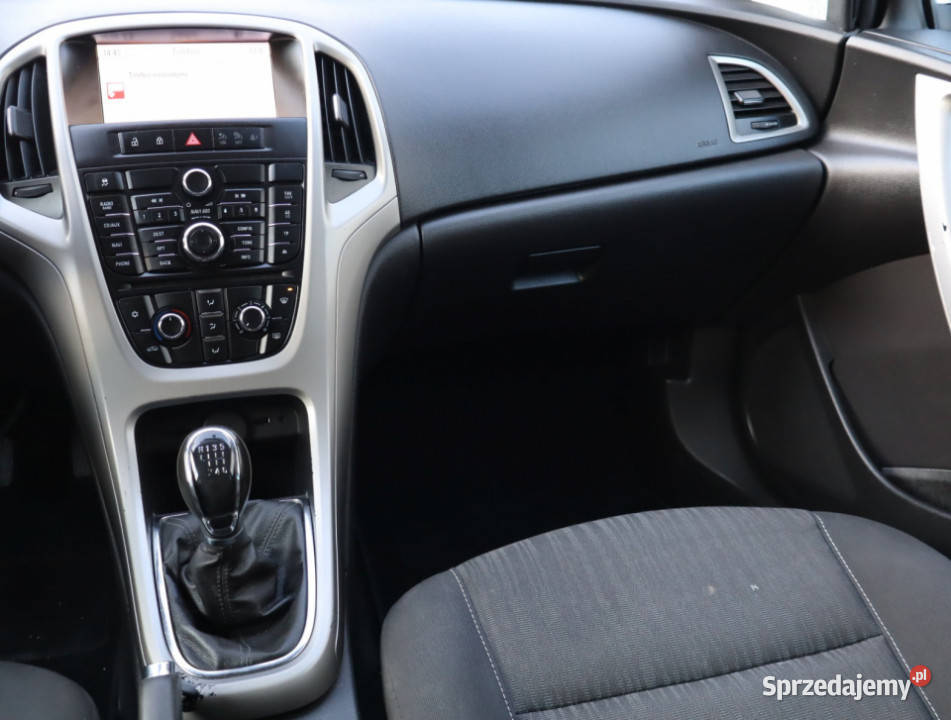 Opel Astra 17 CDTI hak Astra Piaseczno sprzedam