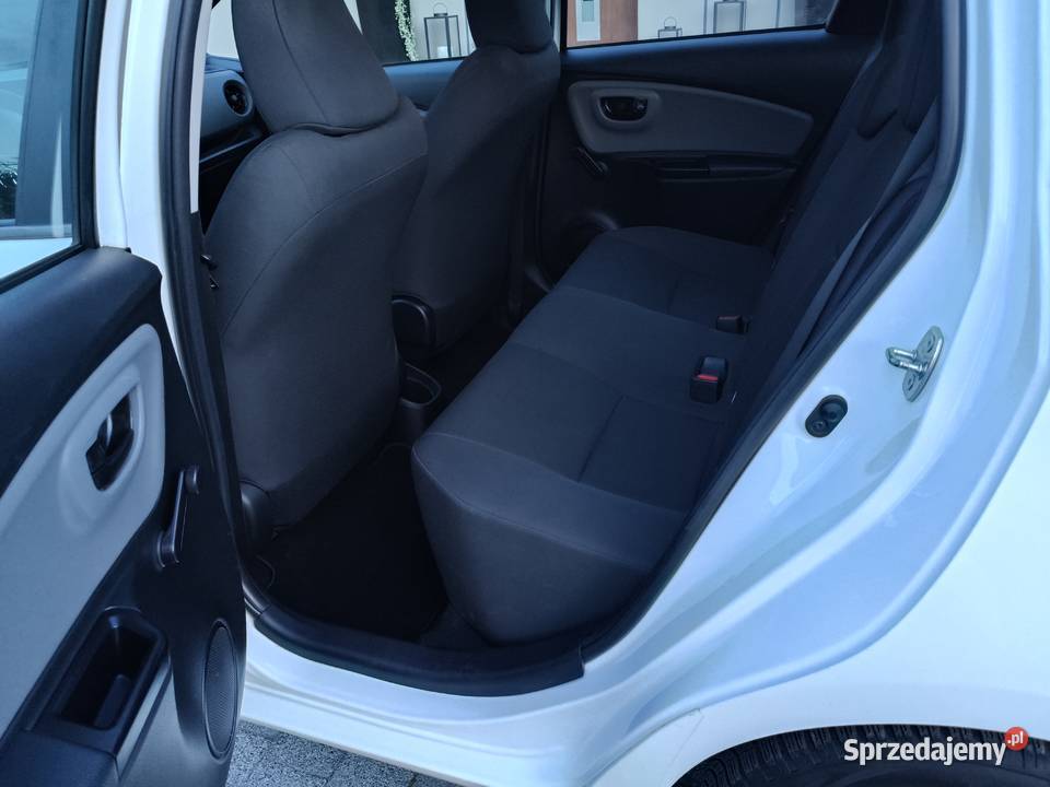 Toyota Yaris 15111 Salon Polskaserwis małopolskie Kocmyrzów