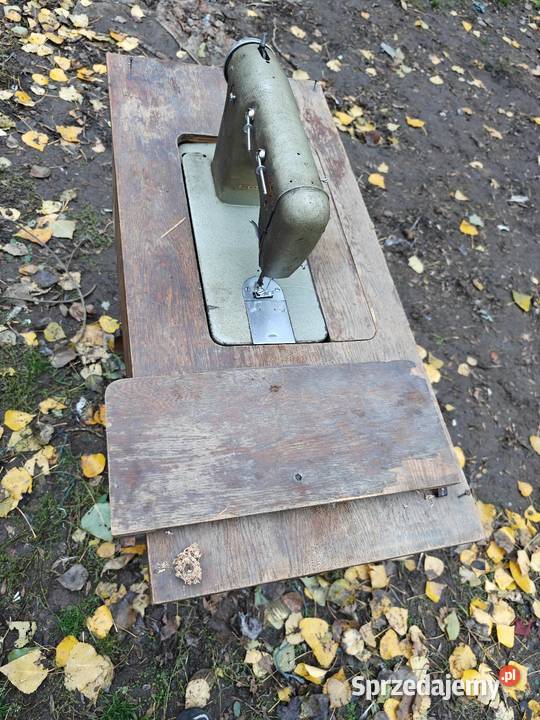 Maszyna do szycia Łucznik Chodecz