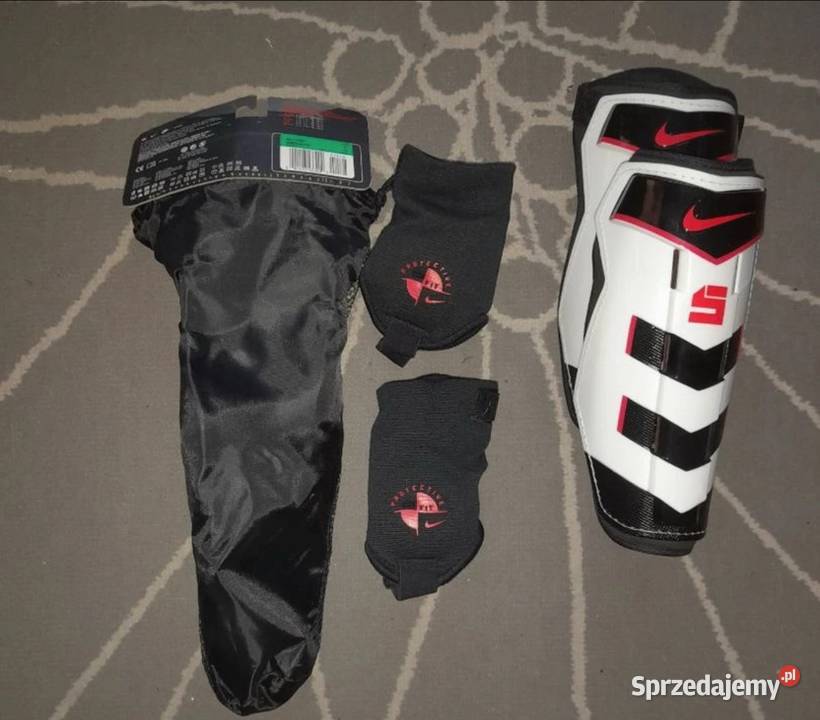 Ochraniacze piłkarskie Nike 5 Sala Shield XL Oborniki